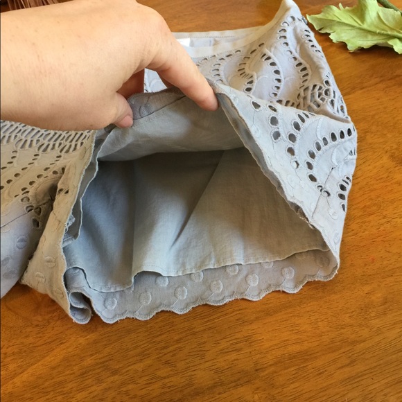 [J. Crew]light grey boho shorts, size 6 - Picture 5 of 5